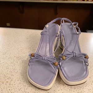 Nice shoes worn twice graY condition size 7